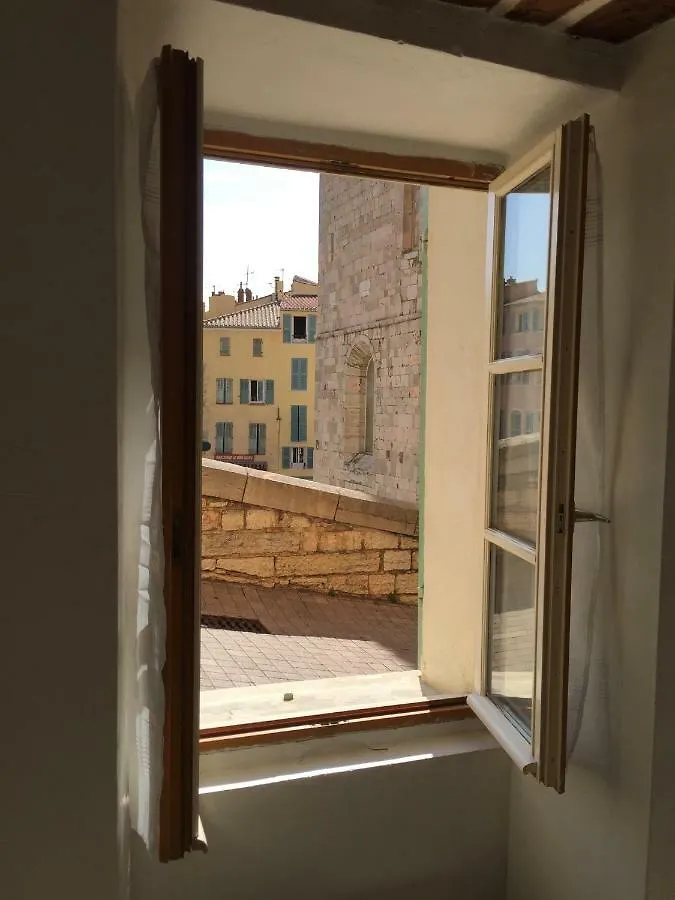 Studios Des Templiers Hyères 0*,