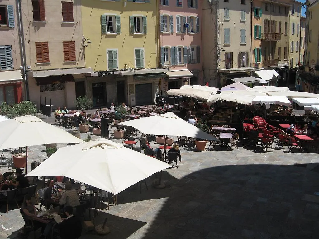 Studios Des Templiers 0*, Hyeres